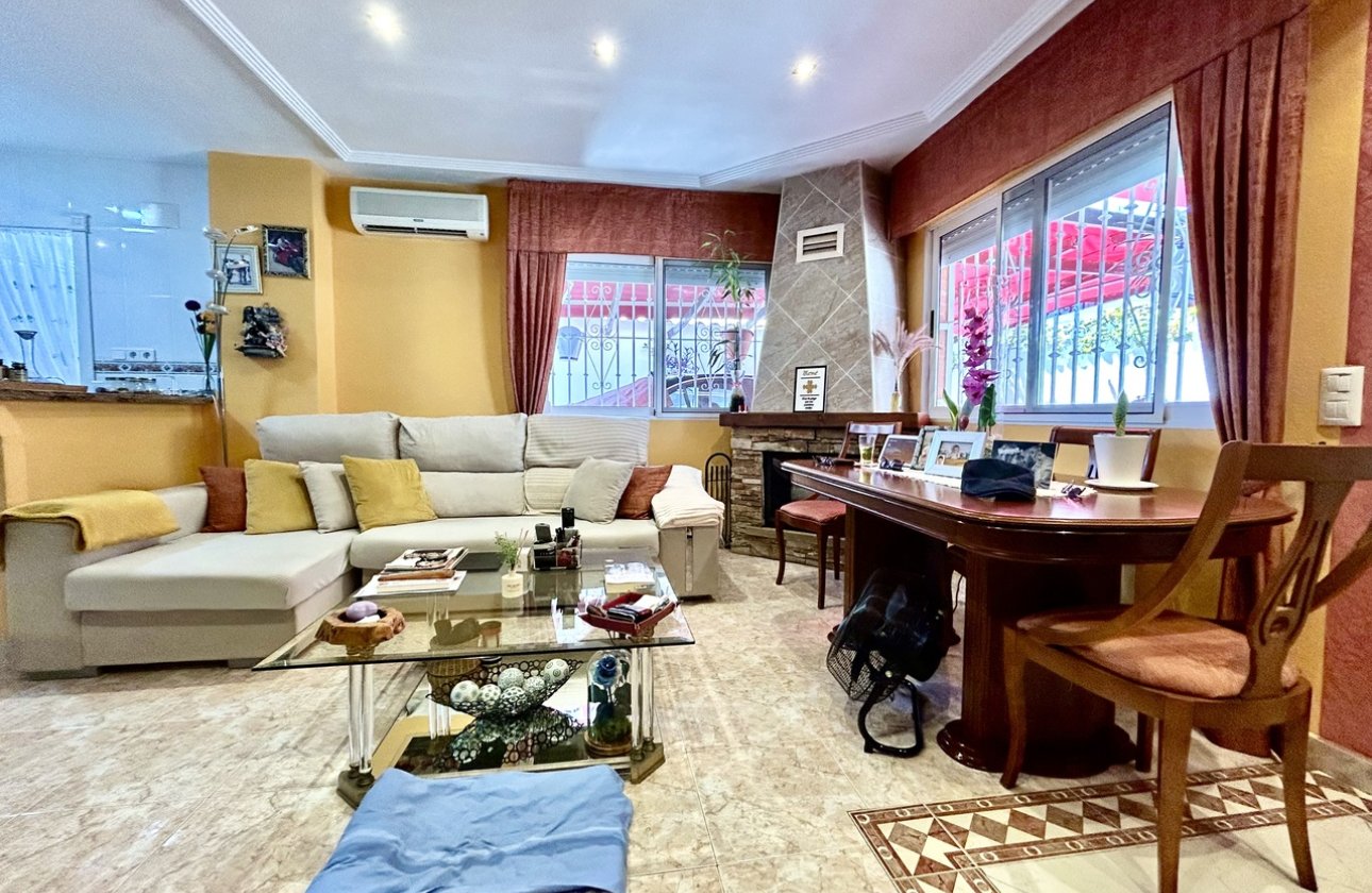 Resale - Town House -
Los Altos - Costa Blanca