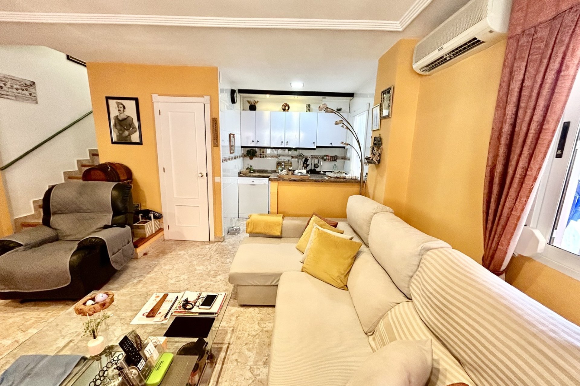 Resale - Town House -
Los Altos - Costa Blanca