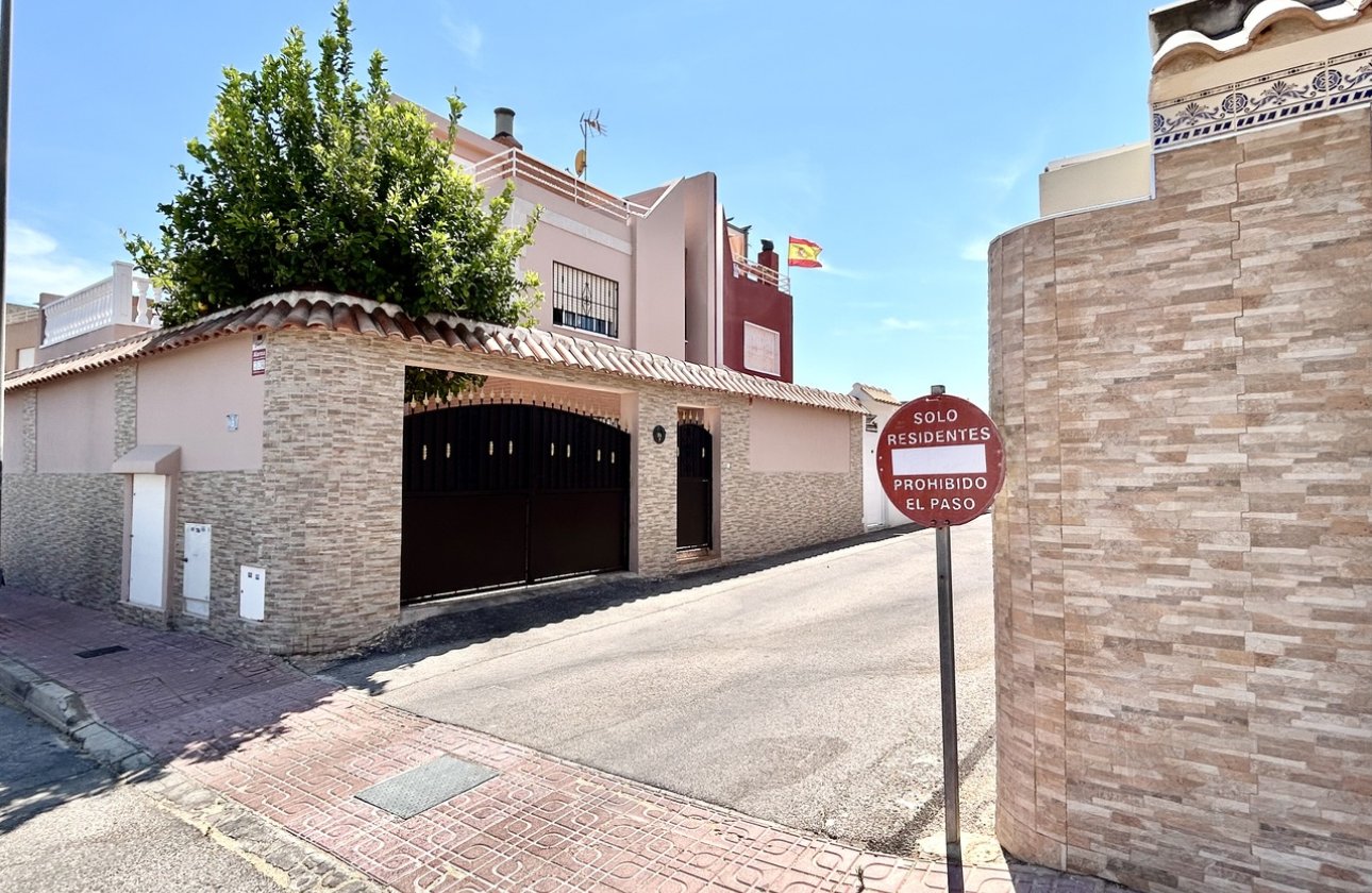 Resale - Town House -
Los Altos - Costa Blanca