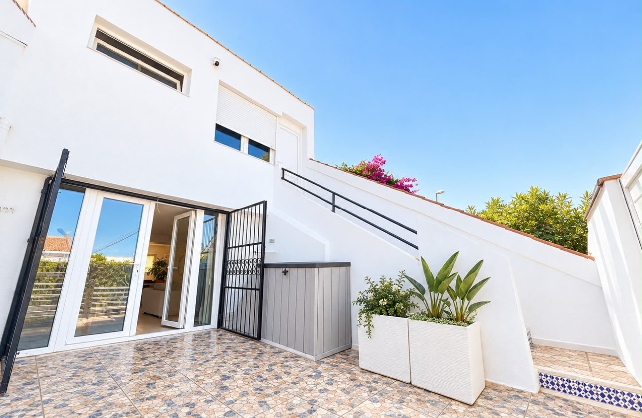 Resale - Town House -
Los Balcones - Costa Blanca
