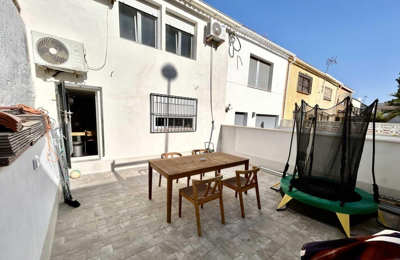 Resale - Town House -
Los Balcones - Costa Blanca