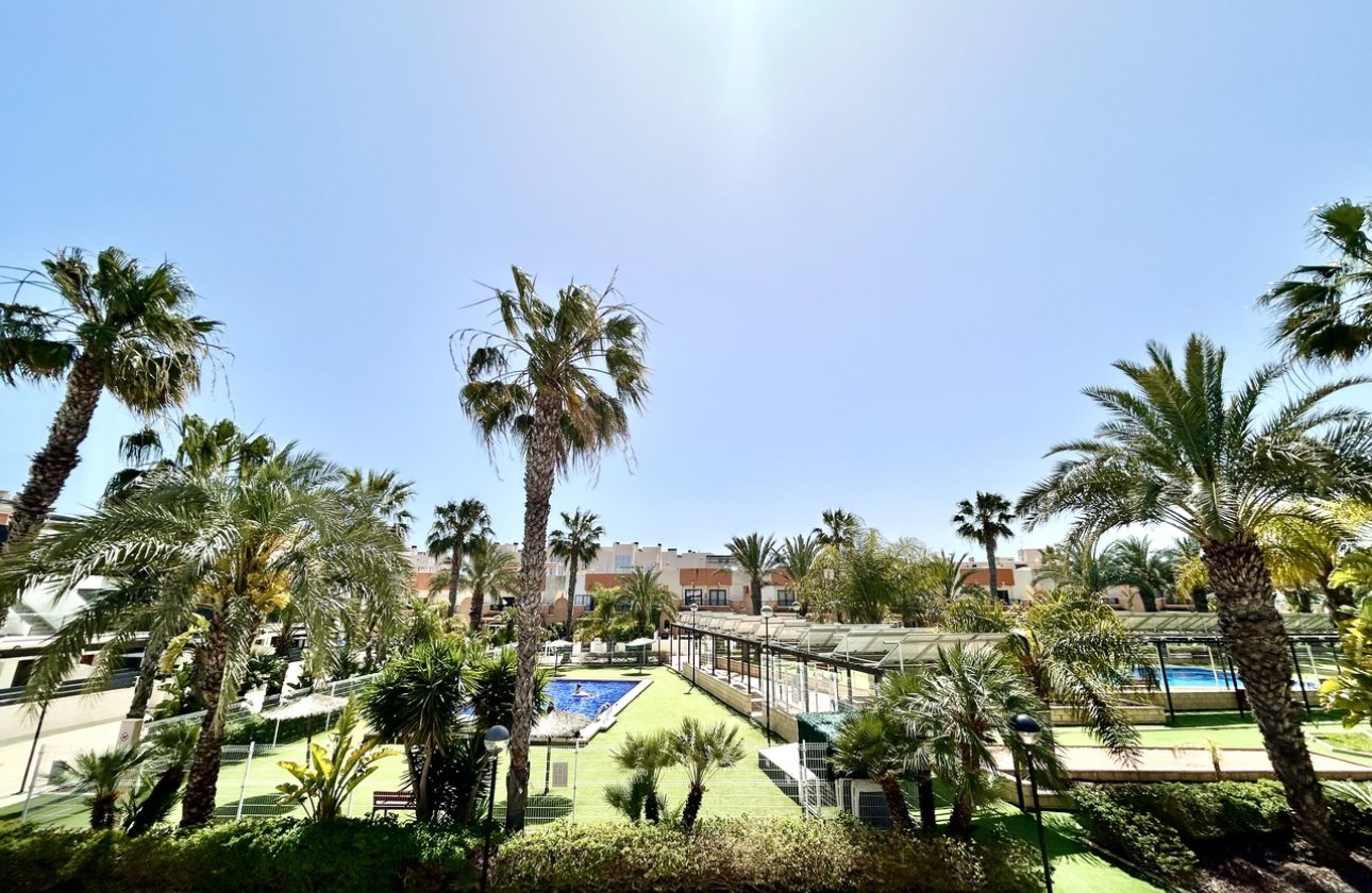 Resale - Town House -
Los Dolses - Inland