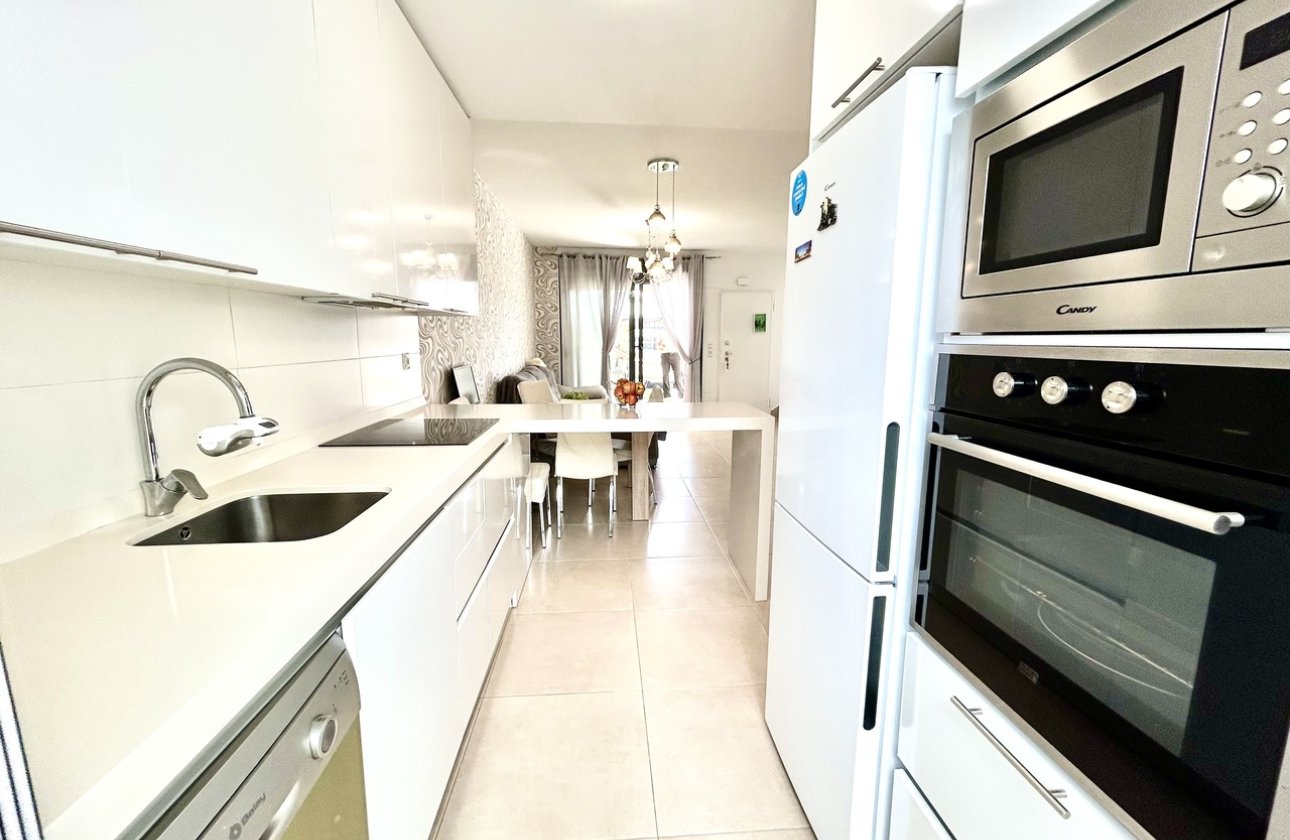 Resale - Town House -
Los Dolses - Inland