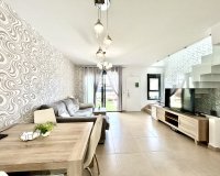 Resale - Town House -
Los Dolses - Inland