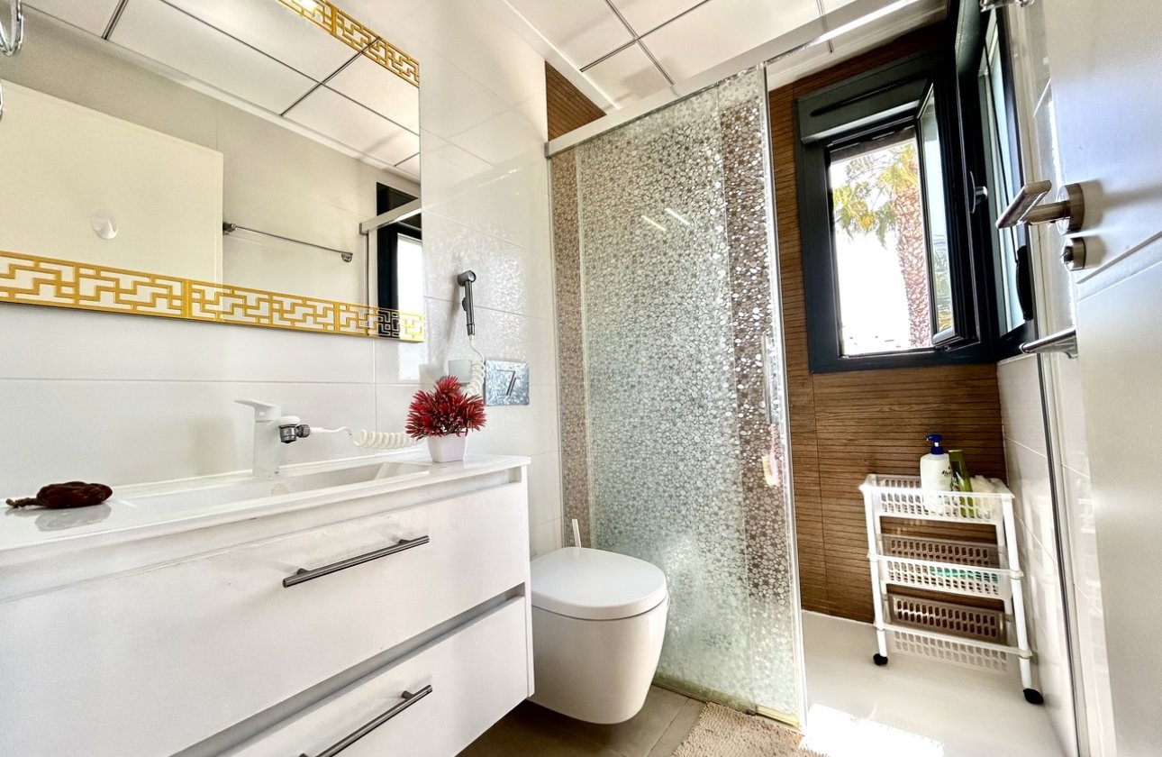 Resale - Town House -
Los Dolses - Inland