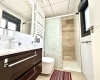 Resale - Town House -
Los Dolses - Inland