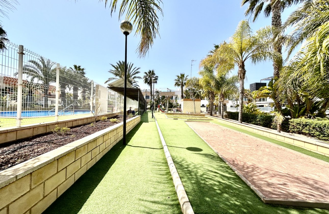 Resale - Town House -
Los Dolses - Inland