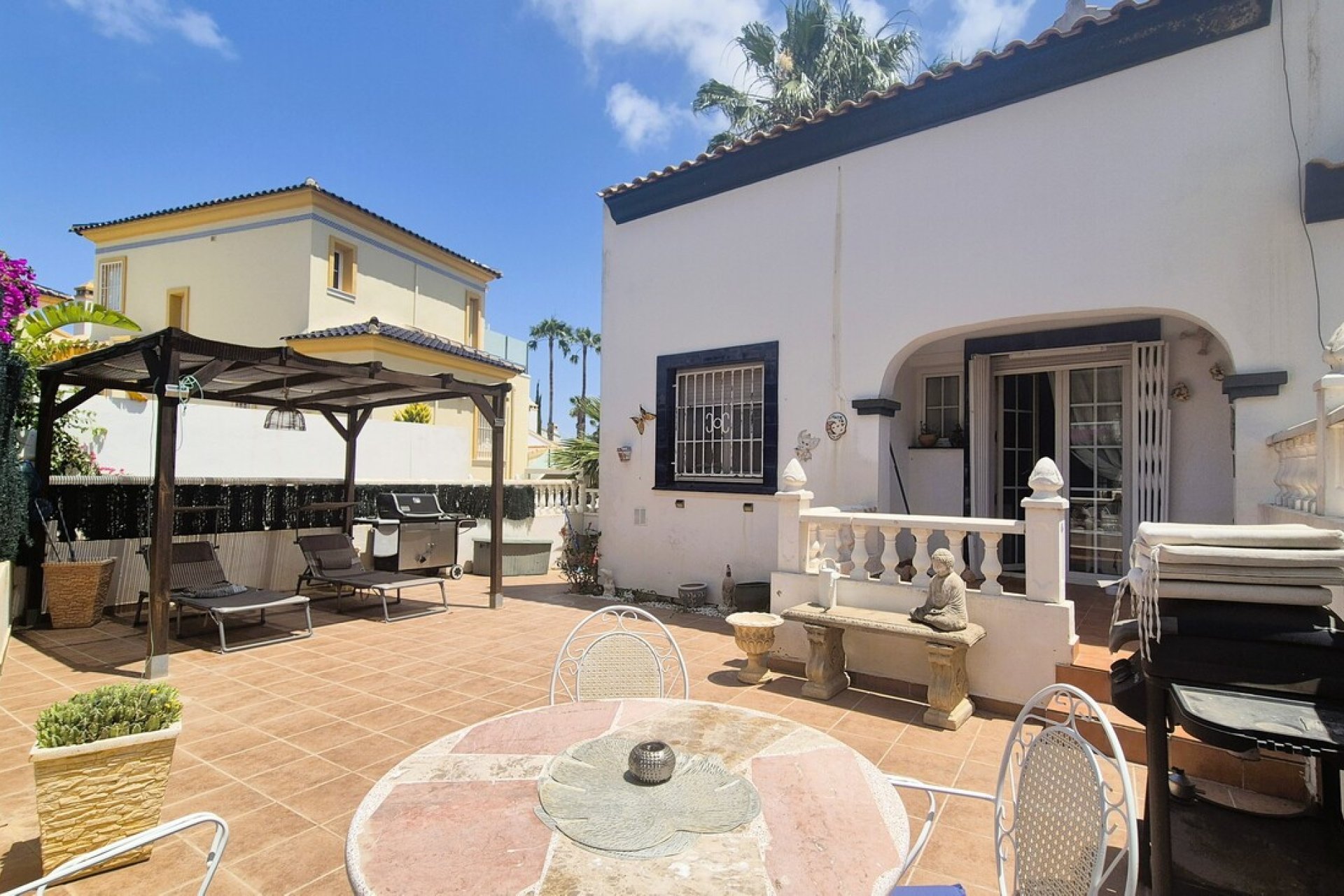 Resale - Town House -
Los Dolses - Inland