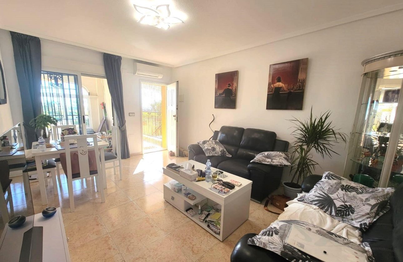 Resale - Town House -
Los Montesinos - Los Montesinos - Urb. La Herrada