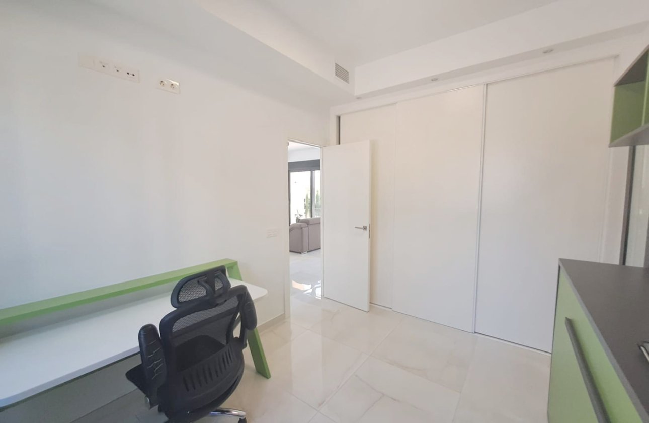 Resale - Town House -
Orihuela Costa - Costa Blanca