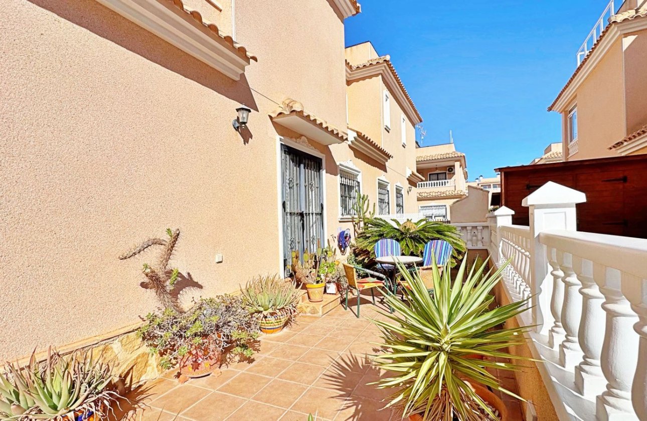 Resale - Town House -
Orihuela Costa - Costa Blanca