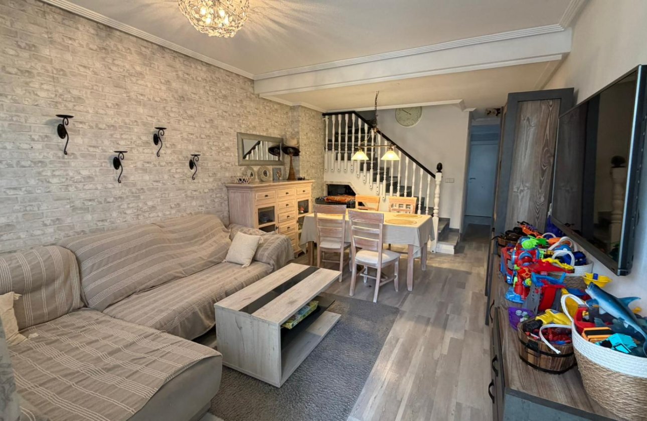 Resale - Town House -
Orihuela Costa - Costa Blanca