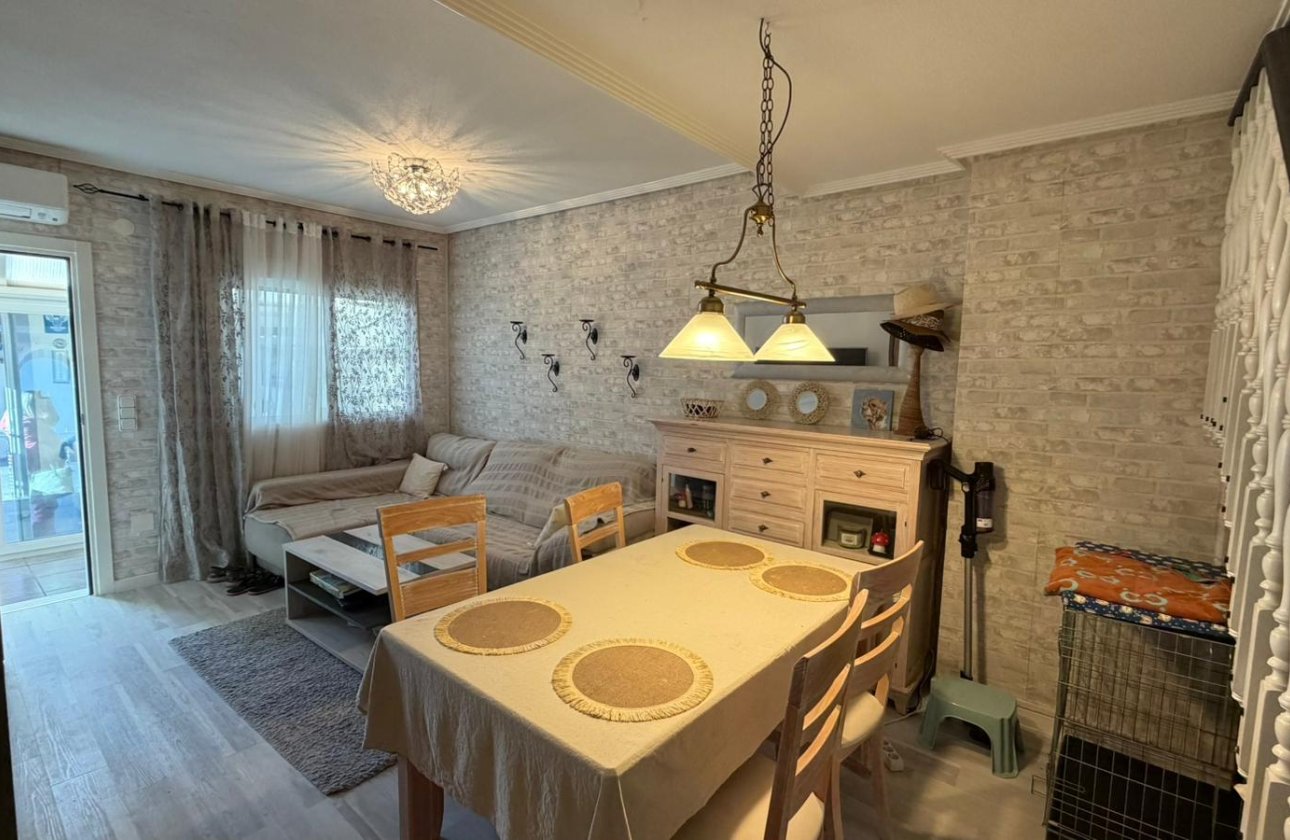Resale - Town House -
Orihuela Costa - Costa Blanca