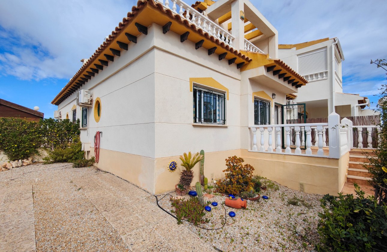 Resale - Town House -
Orihuela Costa - Costa Blanca