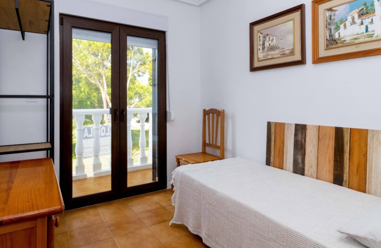 Resale - Town House -
Orihuela Costa - Costa Blanca