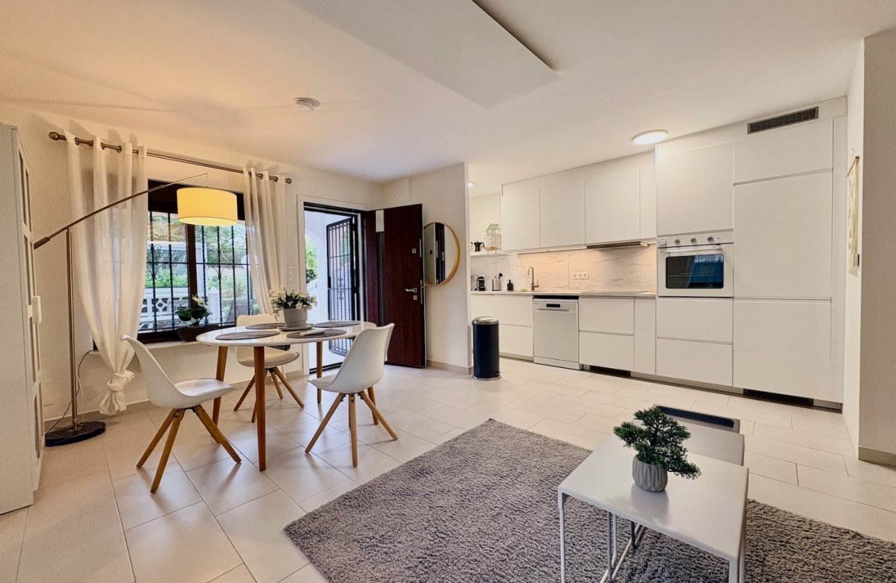 Resale - Town House -
Orihuela Costa - Costa Blanca