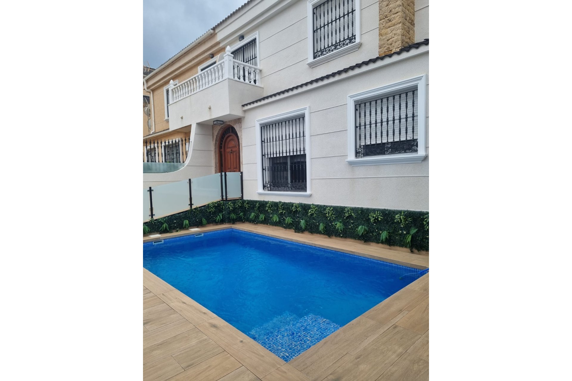 Resale - Town House -
Orihuela Costa - Costa Blanca