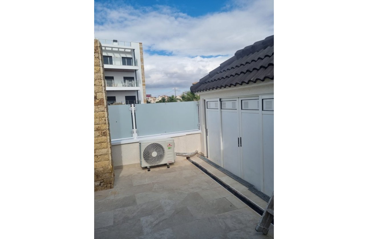 Resale - Town House -
Orihuela Costa - Costa Blanca