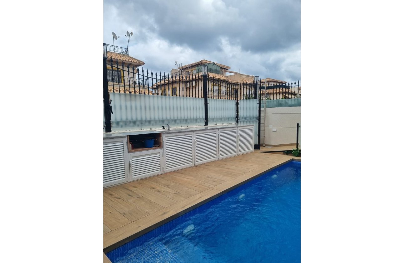 Resale - Town House -
Orihuela Costa - Costa Blanca