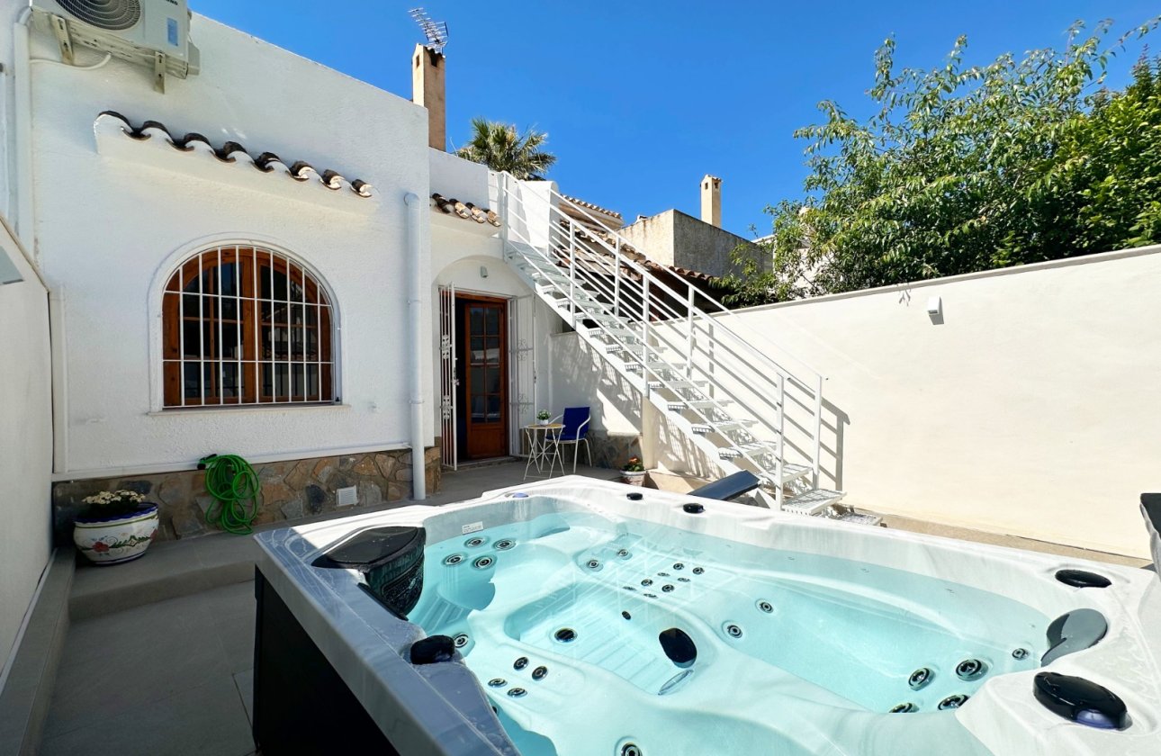 Resale - Town House -
Orihuela Costa - Costa Blanca