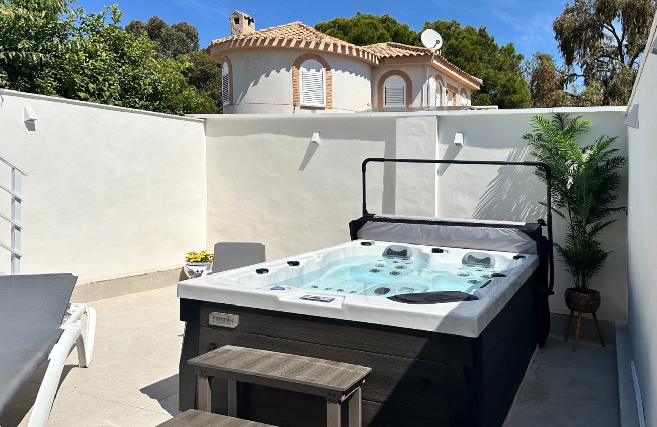 Resale - Town House -
Orihuela Costa - Costa Blanca