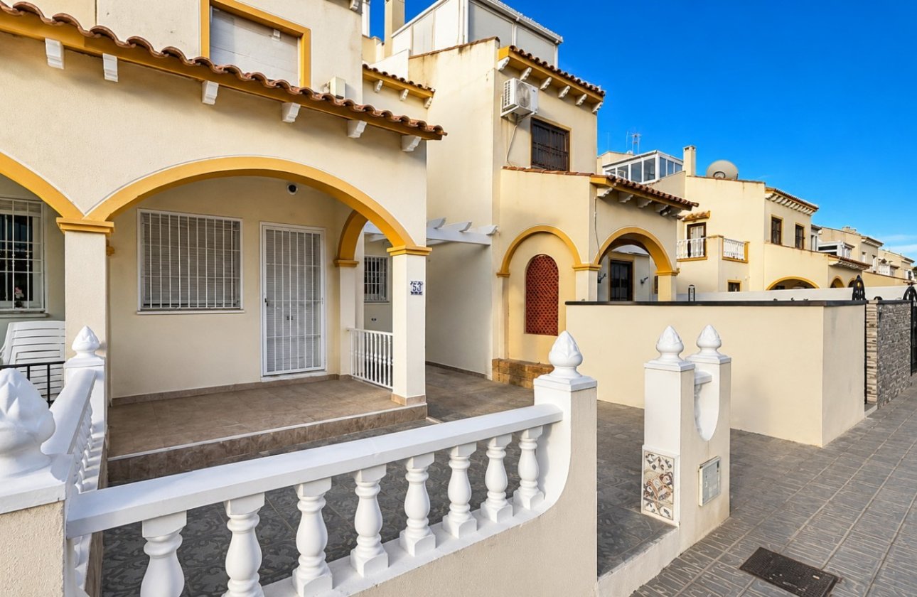 Resale - Town House -
Orihuela Costa - Costa Blanca