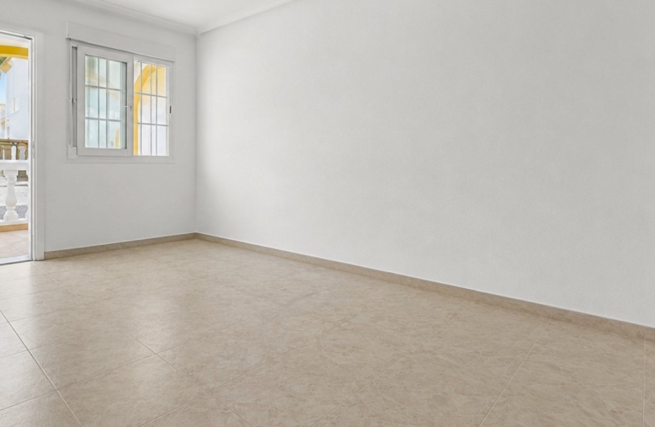 Resale - Town House -
Orihuela Costa - Costa Blanca