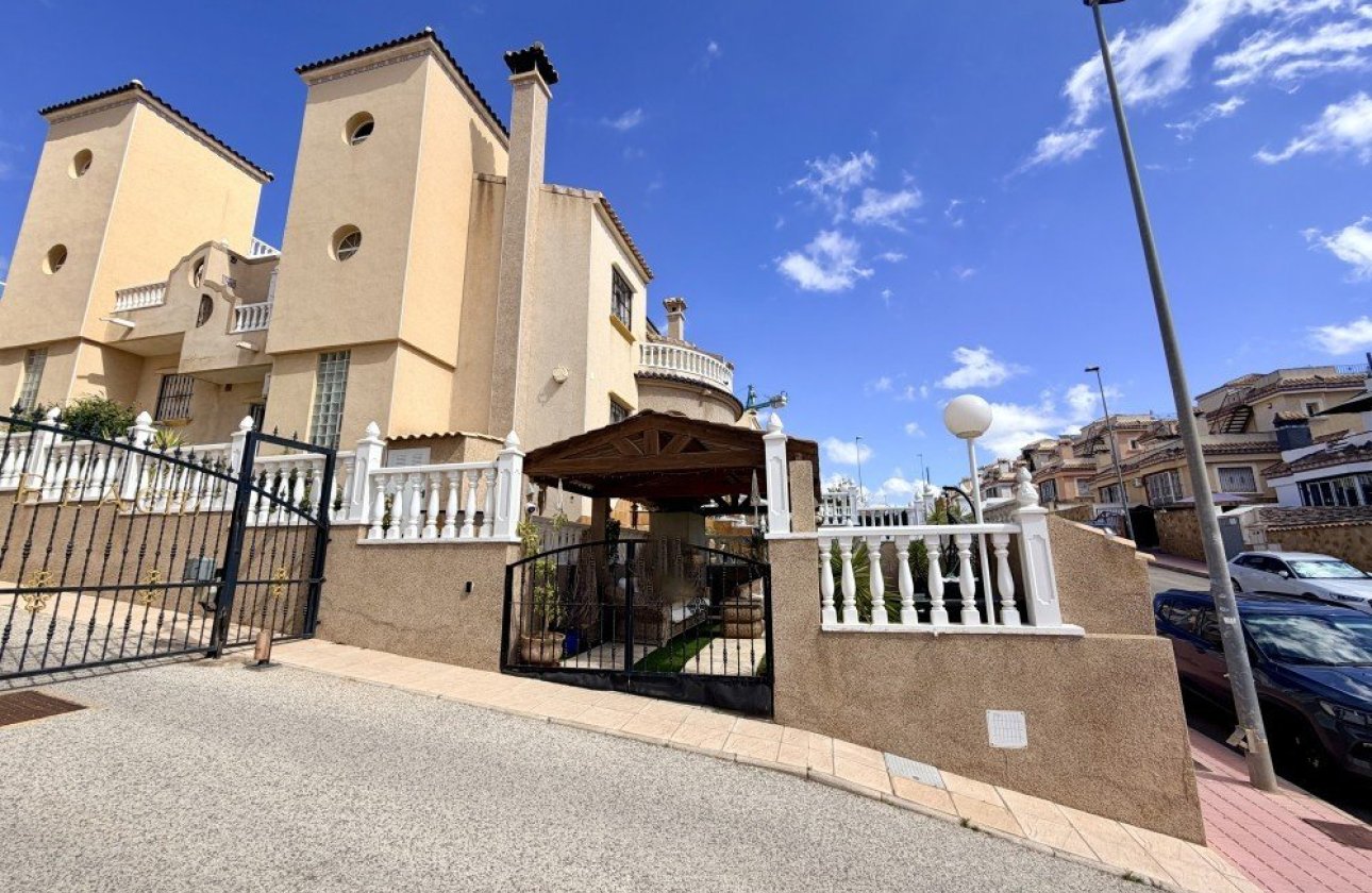 Resale - Town House -
Orihuela Costa - Costa Blanca