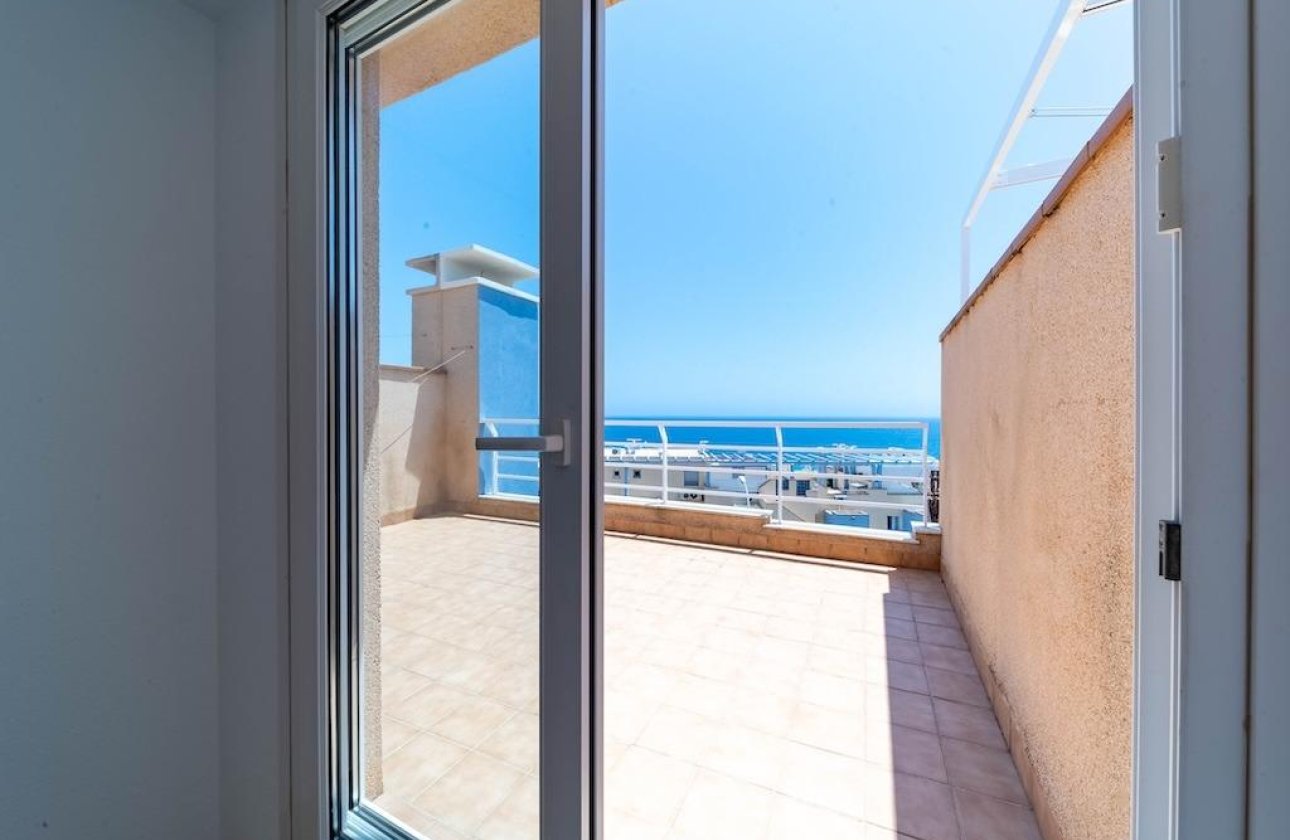 Resale - Town House -
Orihuela Costa - Costa Blanca