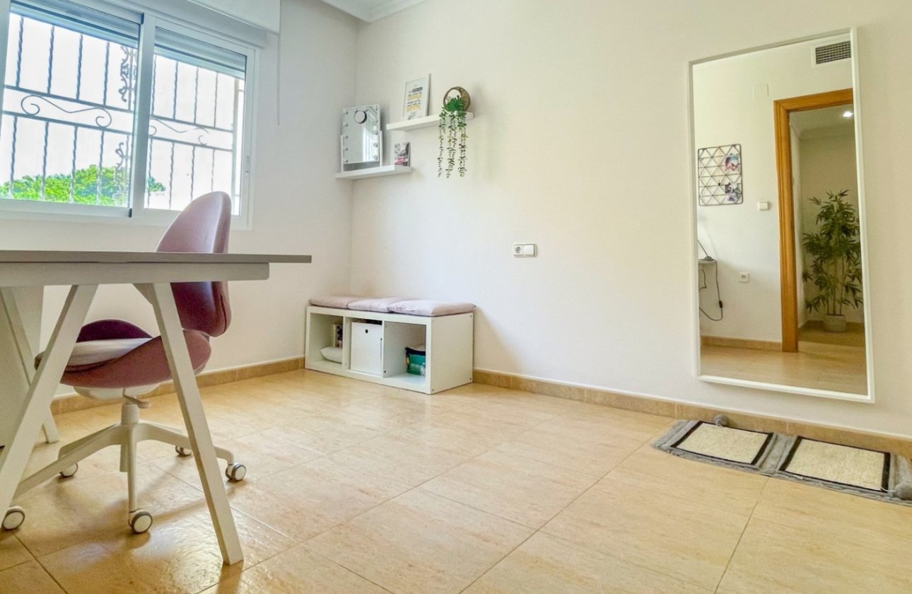 Resale - Town House -
Orihuela Costa - Costa Blanca