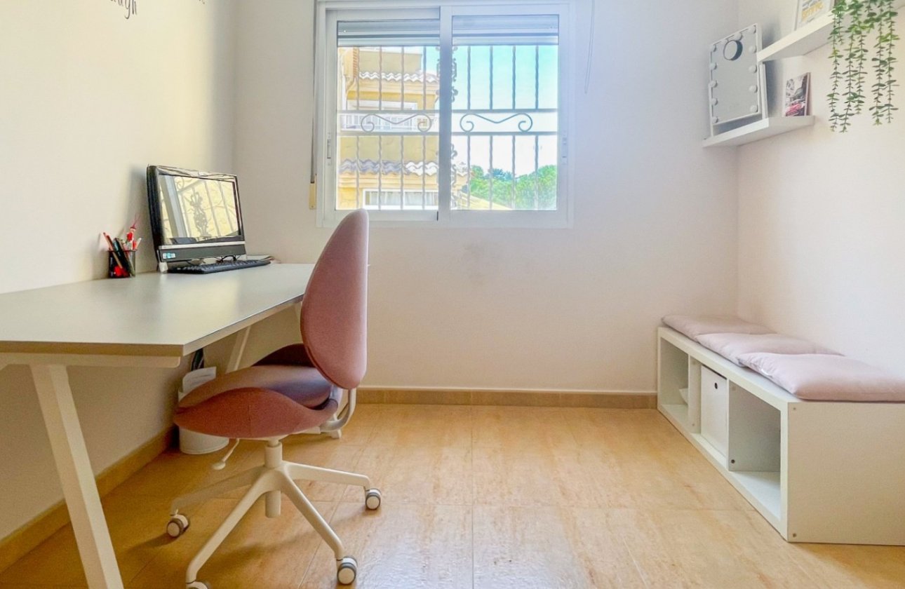 Resale - Town House -
Orihuela Costa - Costa Blanca