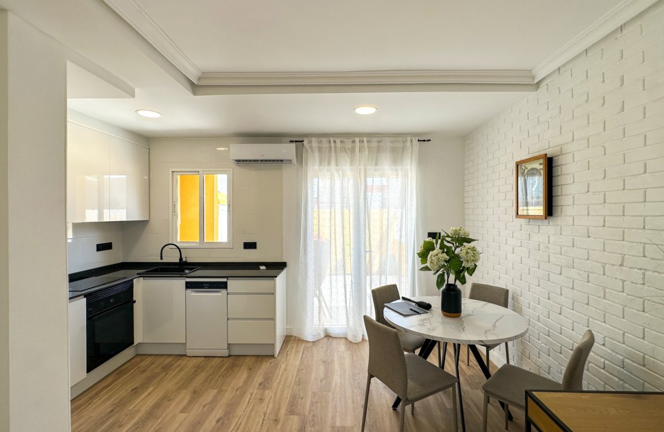 Resale - Town House -
Orihuela Costa - Costa Blanca