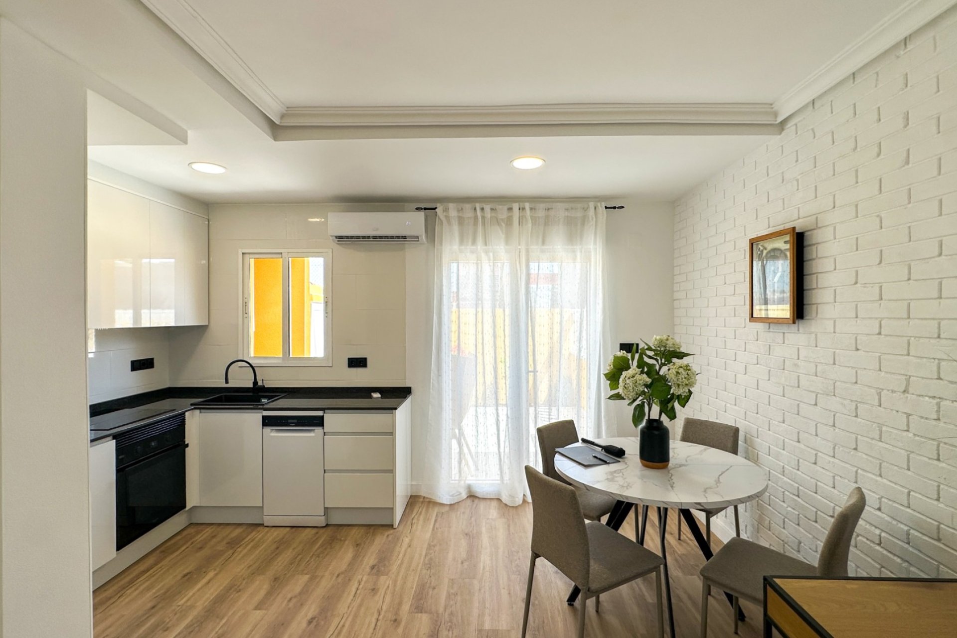 Resale - Town House -
Orihuela Costa - Costa Blanca