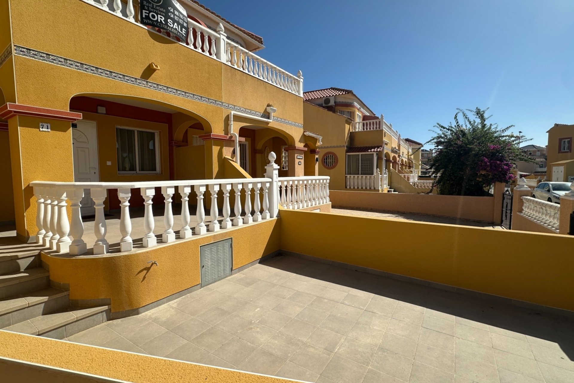 Resale - Town House -
Orihuela Costa - Costa Blanca