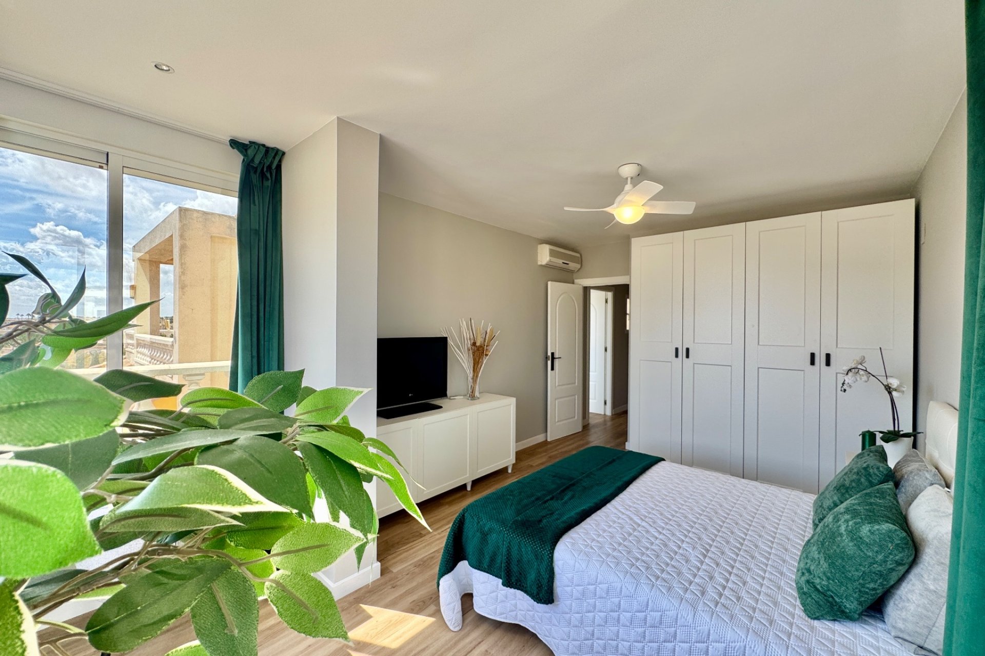 Resale - Town House -
Orihuela Costa - Costa Blanca