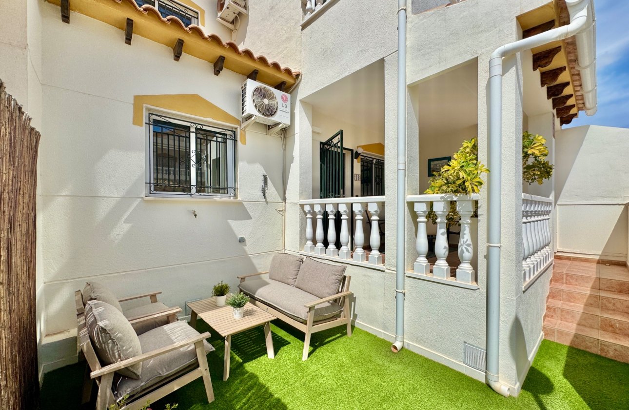 Resale - Town House -
Orihuela Costa - Costa Blanca