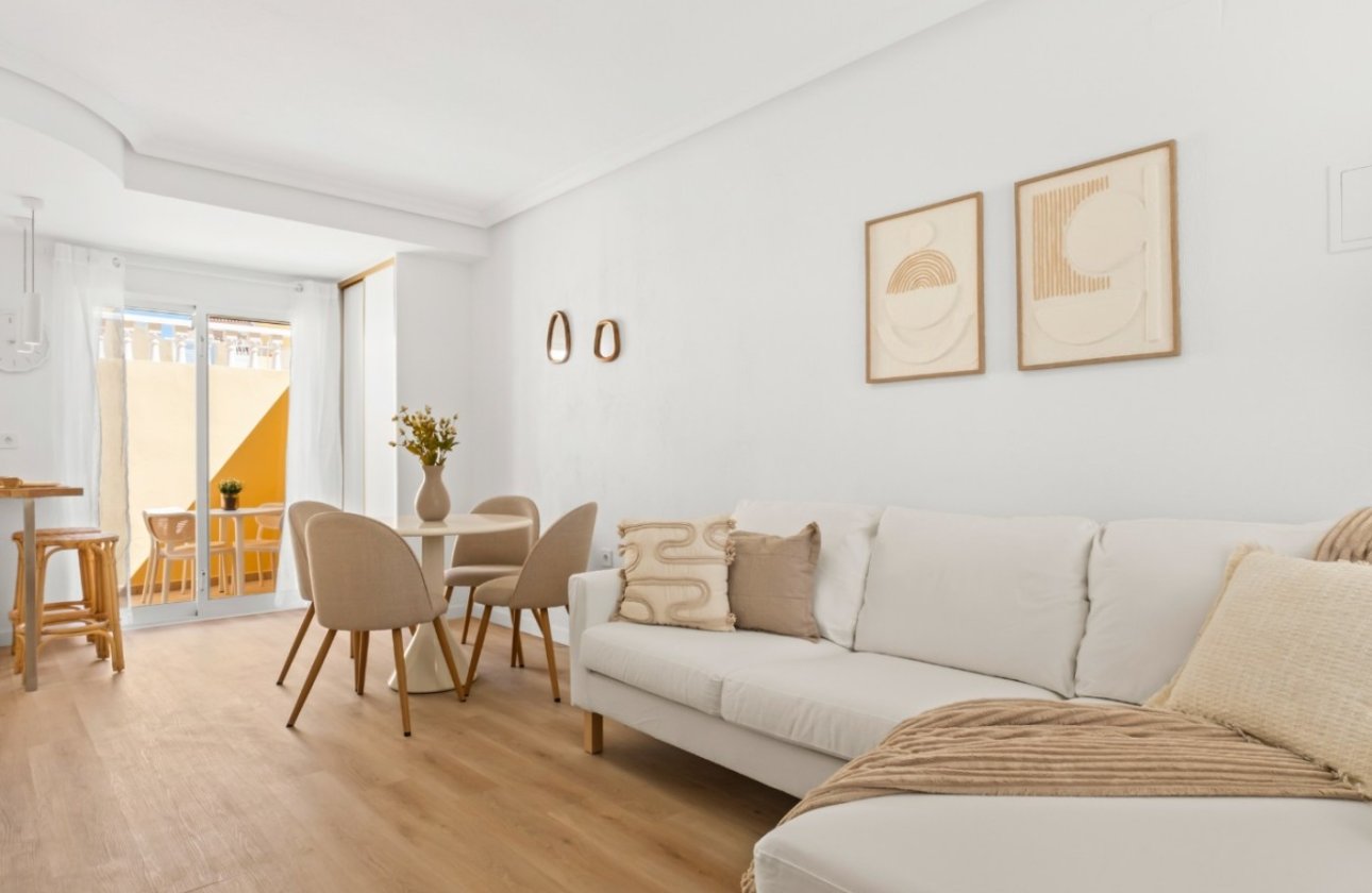 Resale - Town House -
Orihuela Costa - Costa Blanca
