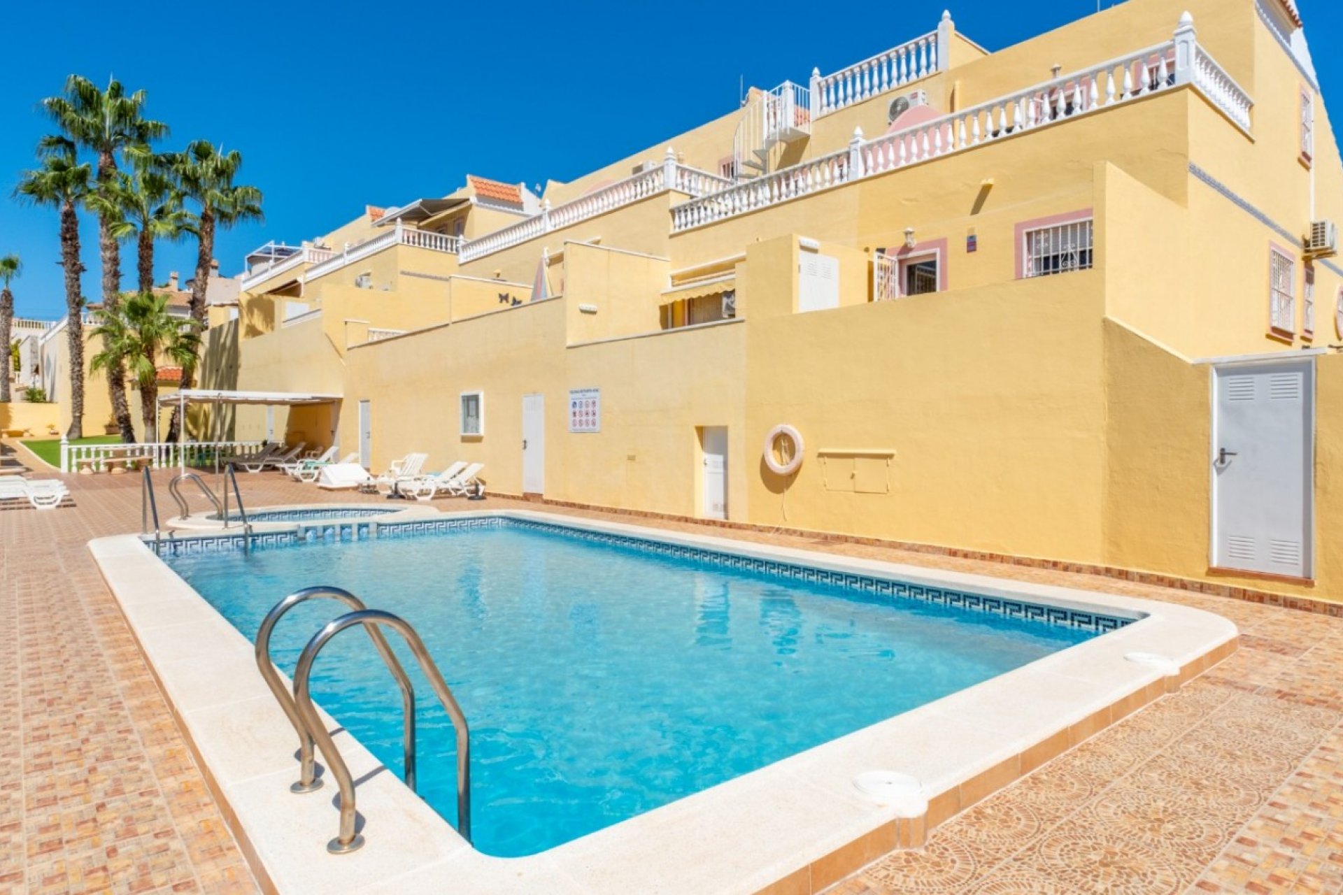 Resale - Town House -
Orihuela Costa - Costa Blanca
