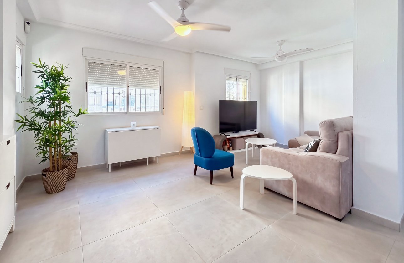 Resale - Town House -
Orihuela Costa - Costa Blanca