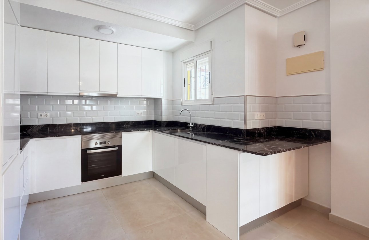 Resale - Town House -
Orihuela Costa - Costa Blanca