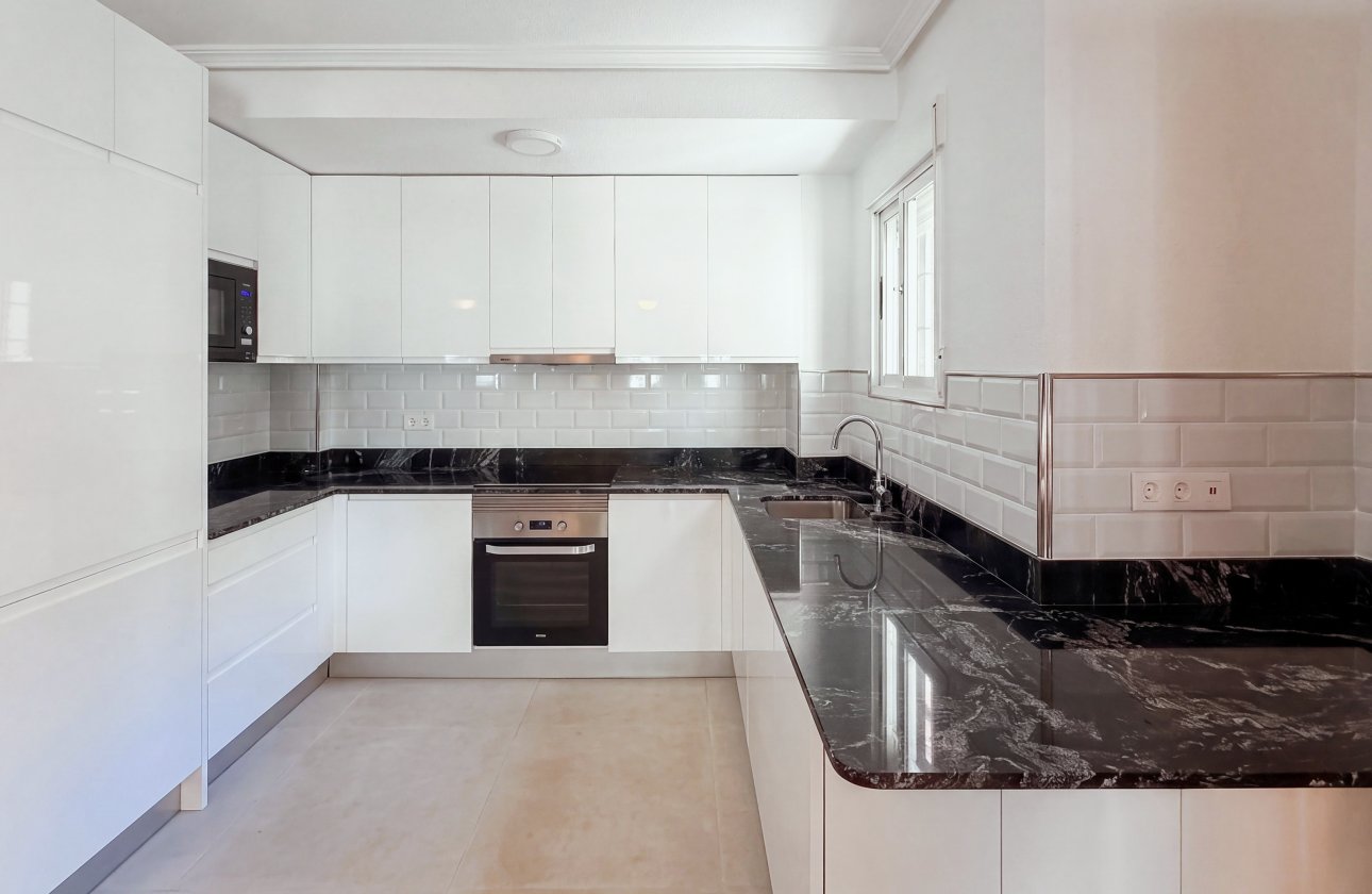 Resale - Town House -
Orihuela Costa - Costa Blanca