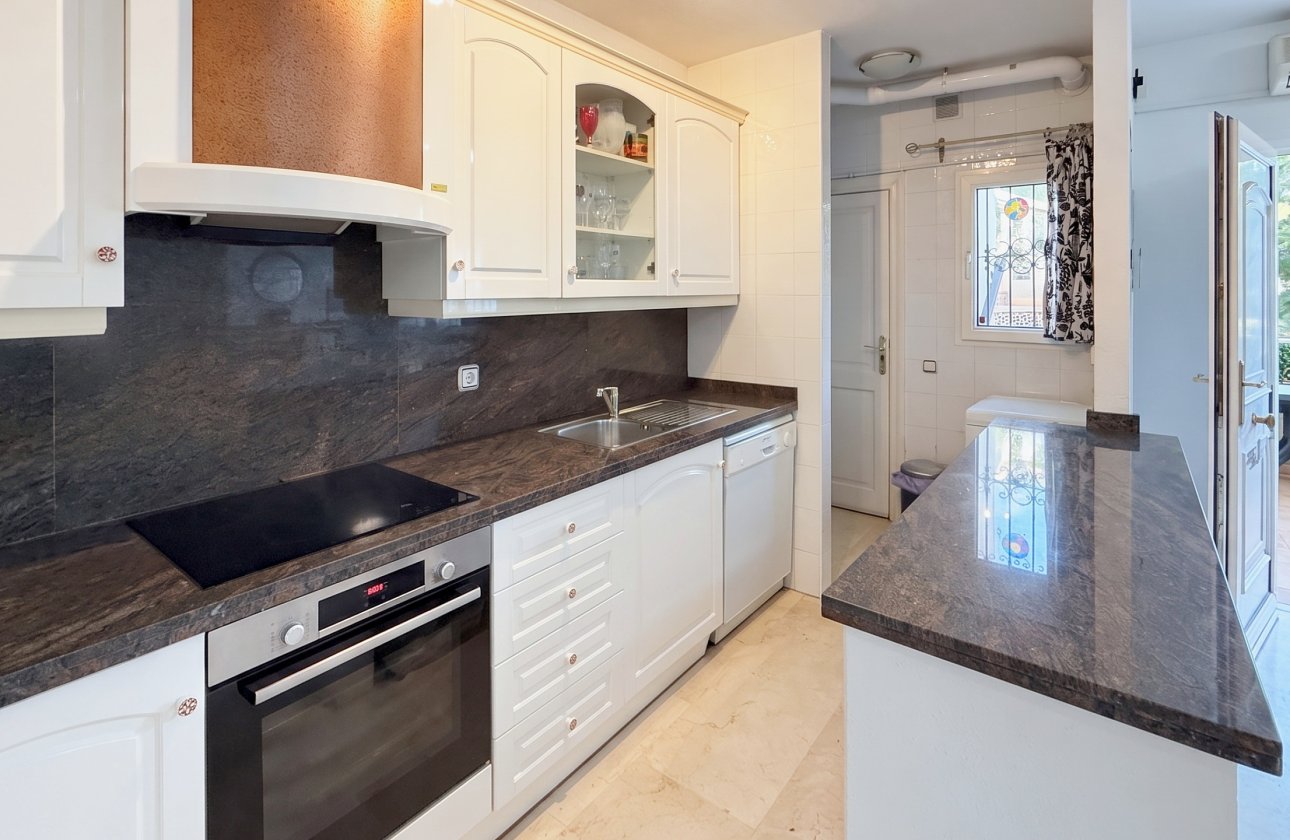 Resale - Town House -
Orihuela Costa - Costa Blanca