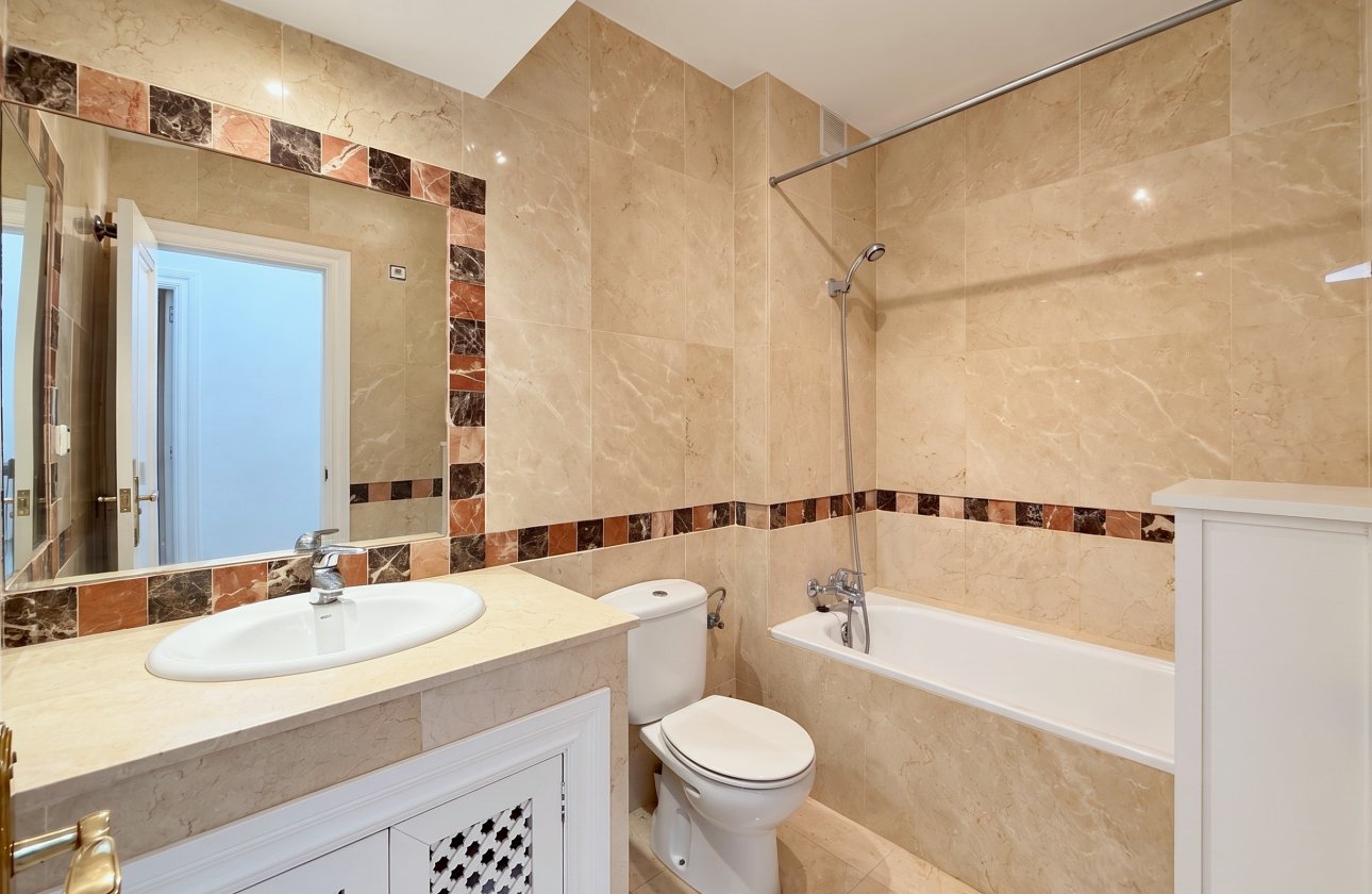 Resale - Town House -
Orihuela Costa - Costa Blanca