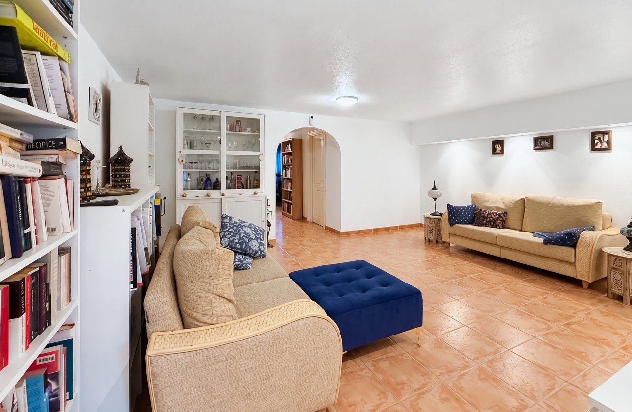Resale - Town House -
Orihuela Costa - Costa Blanca