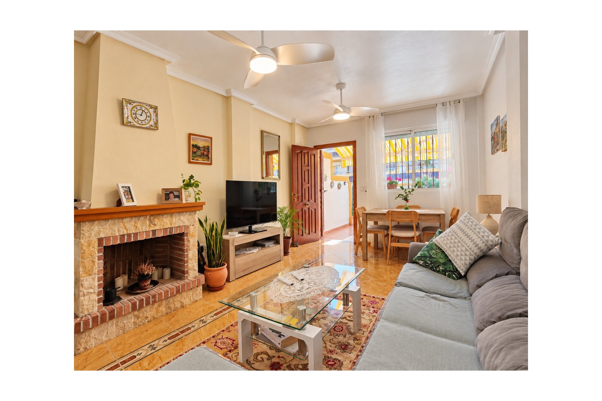 Resale - Town House -
Orihuela Costa - Costa Blanca