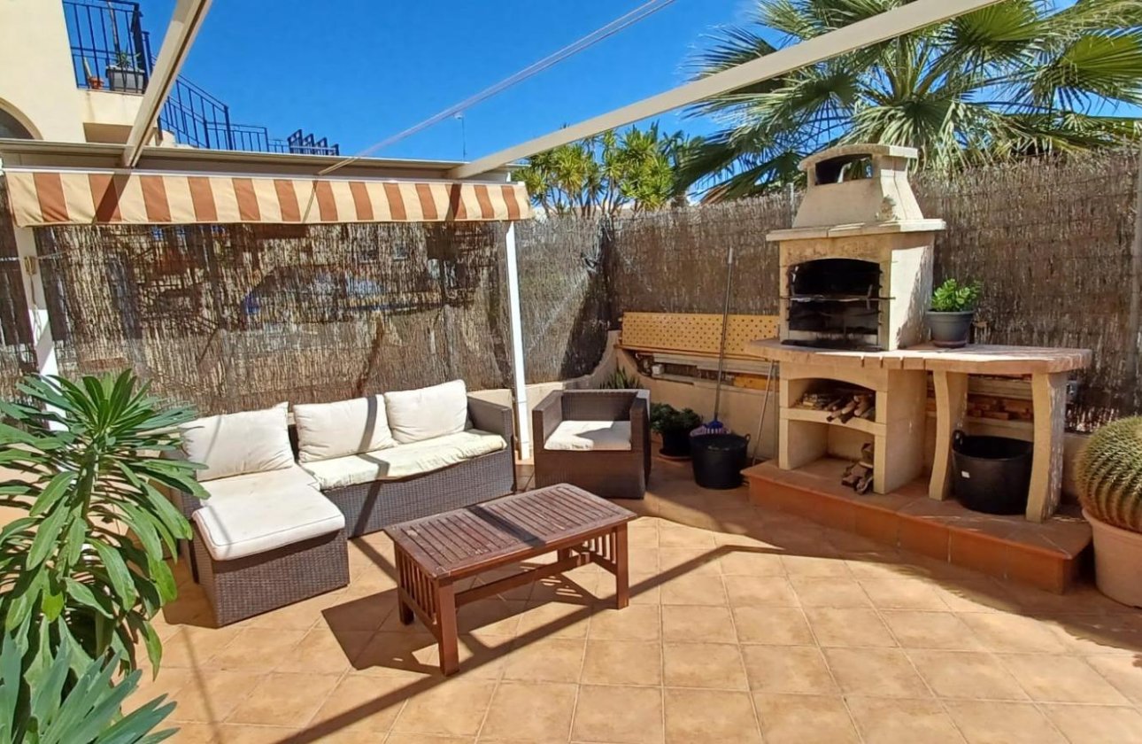 Resale - Town House -
Orihuela Costa - La Chismosa