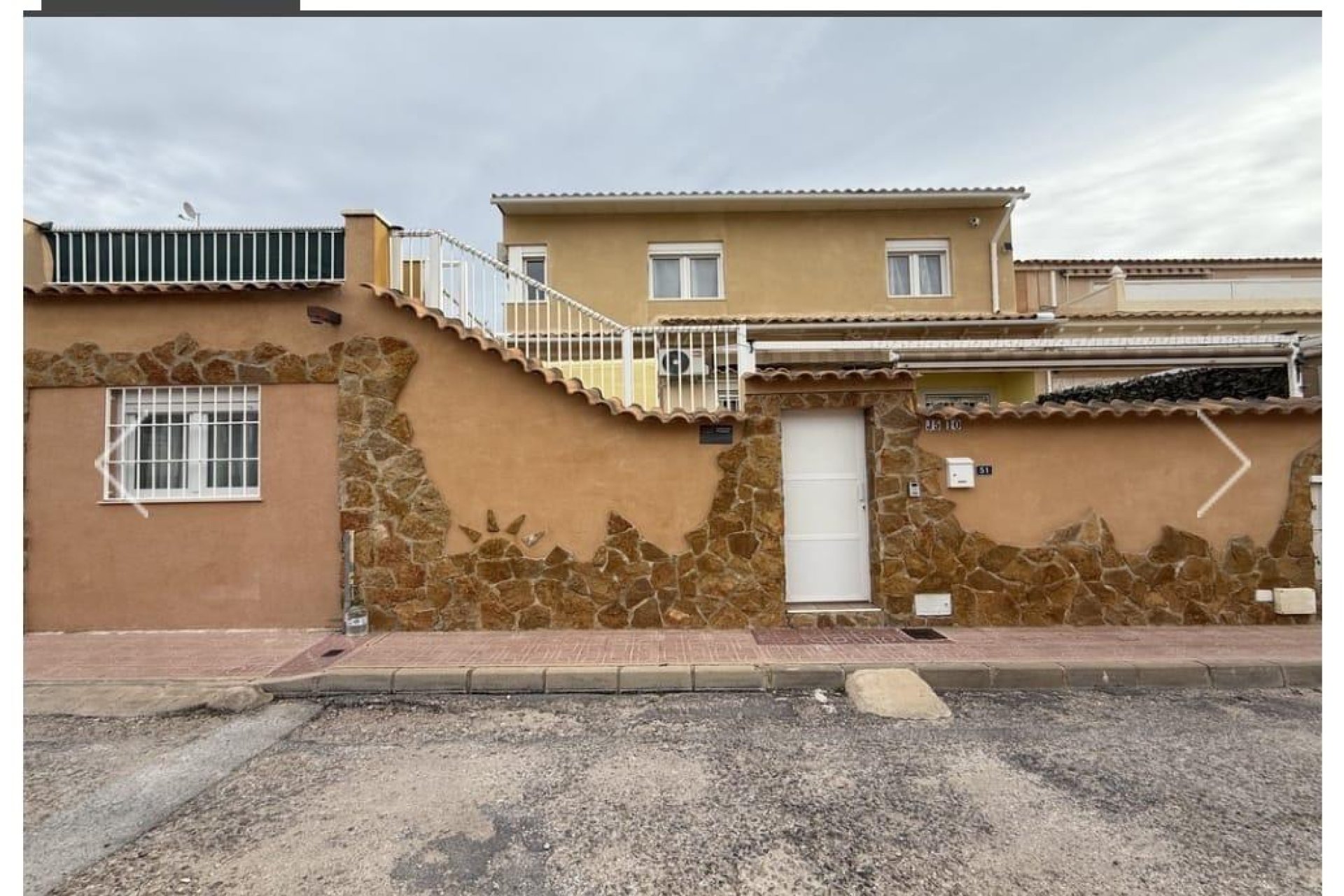Resale - Town House -
Orihuela Costa - La Florida