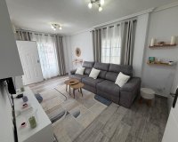 Resale - Town House -
Orihuela Costa - La Zenia