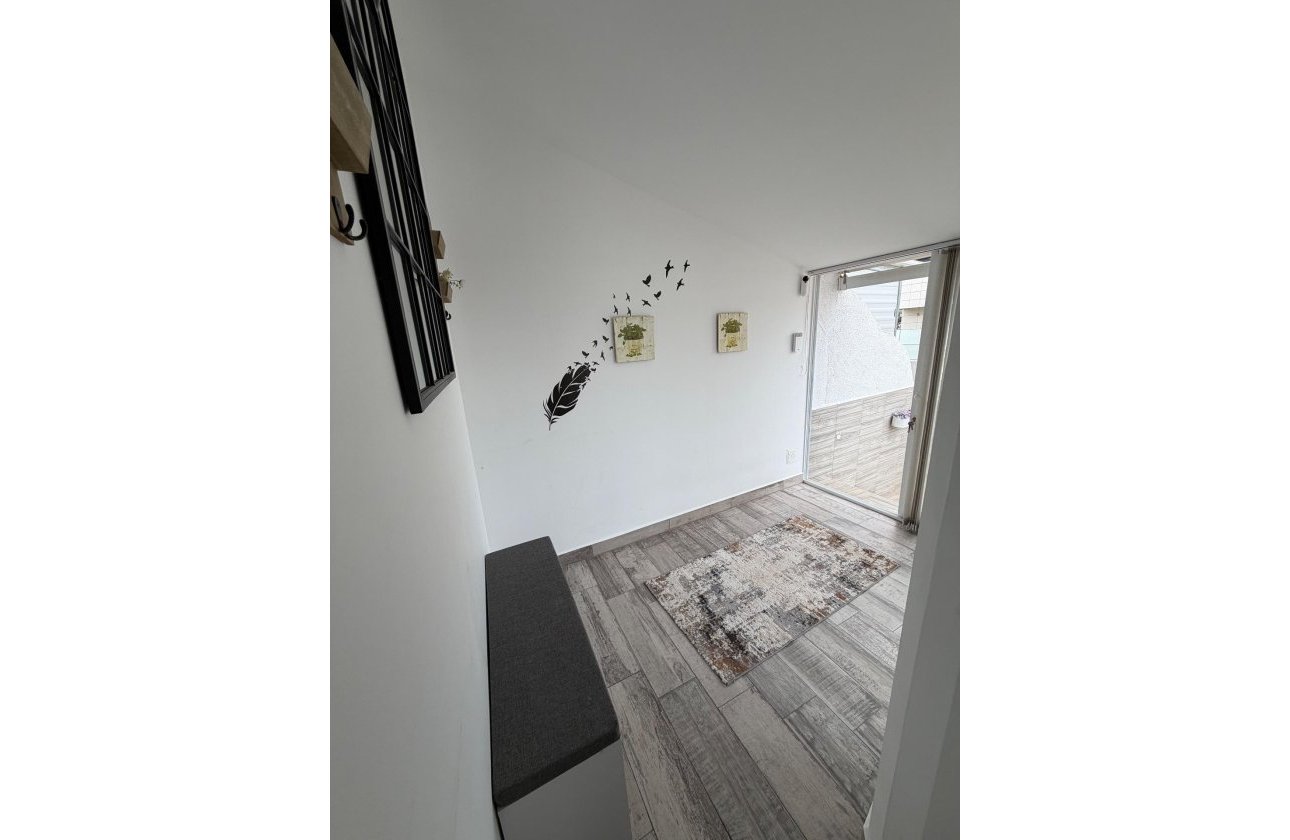 Resale - Town House -
Orihuela Costa - La Zenia