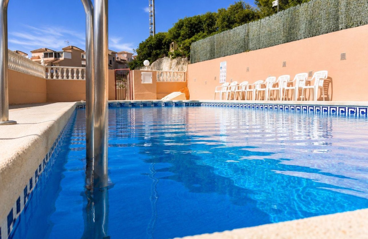 Resale - Town House -
Orihuela Costa - La Zenia